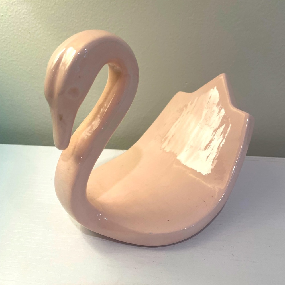Vintage Pink Swan Soap Dish